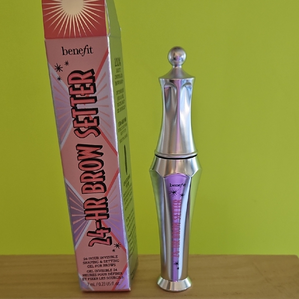 Benefit Brow Setter in Shiny Silver